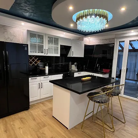 Maison De Luxe Pour 14 Personnes - - Billard - Sport - Baby-foot * Le Tholy