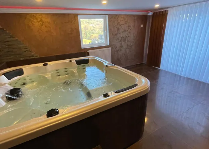 Villa Maison De Luxe Pour 14 Personnes - - Billard - Sport - Baby-foot *